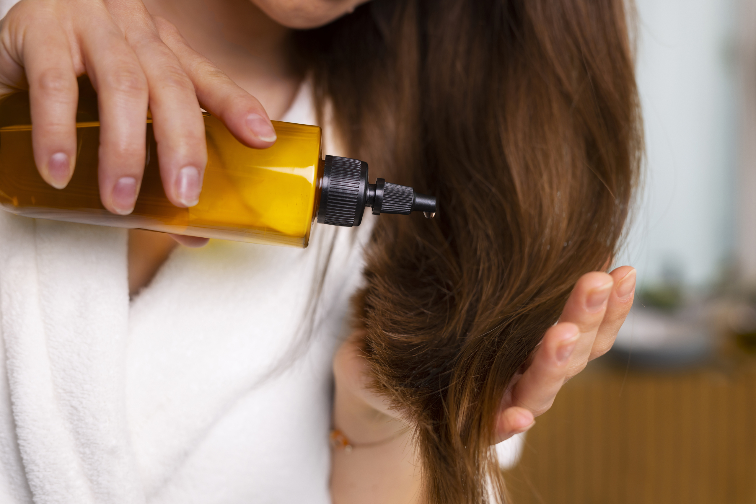 Óleo finalizador no cabelo